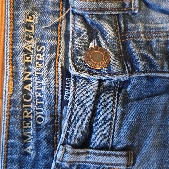 American Eagle Tomgirl Distressed Jeans - Picture 2 of 9